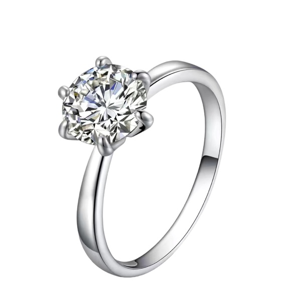 Silver Zircon Solitaire Diamond Ring - Picture 1 of 6